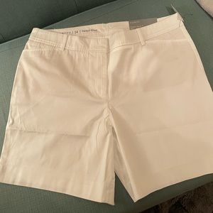 Talbots Perfect Short 7” - White